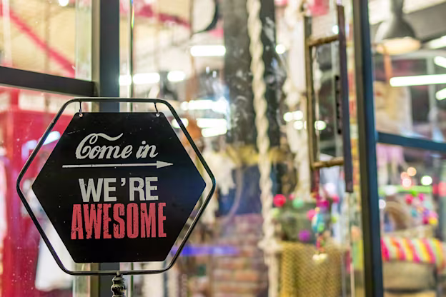 Pourquoi l’intégration clés en main de Salesforce B2C Commerce est une révolution pour les créateurs d’expérience e-commerce partout dans le monde — Cover Image