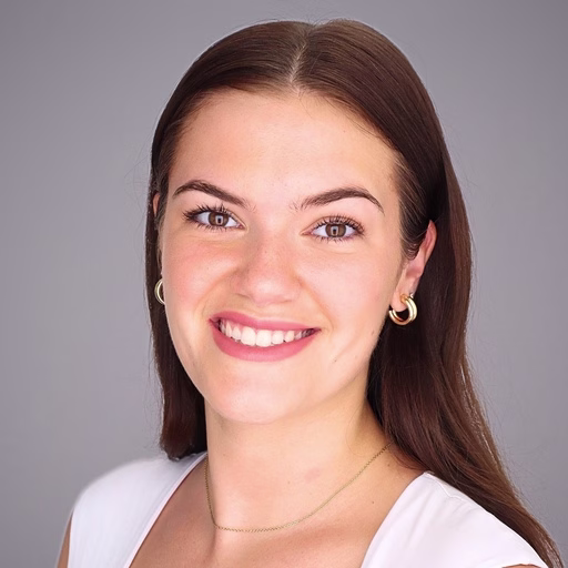 [Visual] Alexa Benack