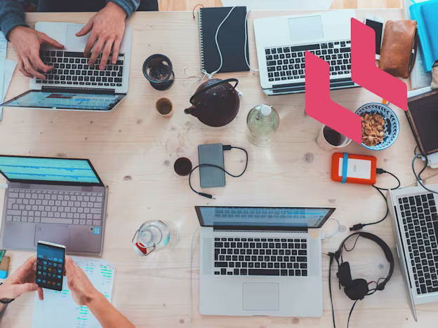 Comparing Products: Design Practices to Help Your Users Avoid Fragmented Comparison — Cover Image
