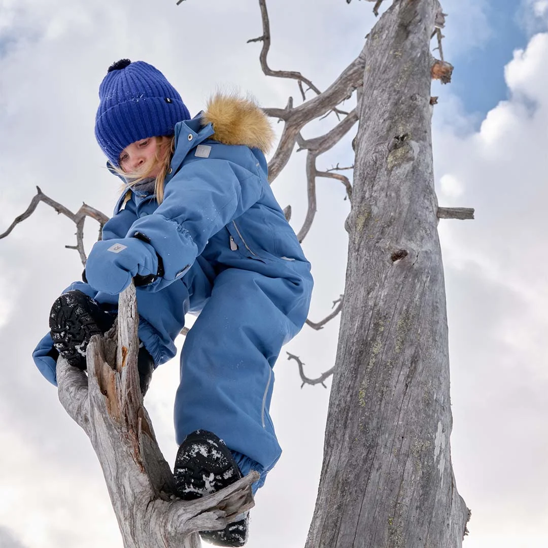 Stavangers snowsuit image 1080x1080