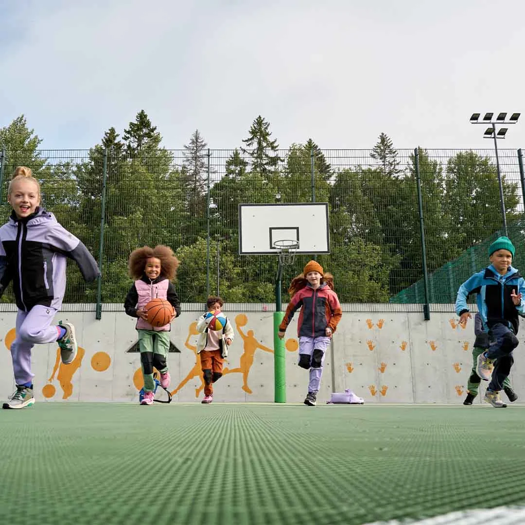 EA24 hybrids 1080x1080