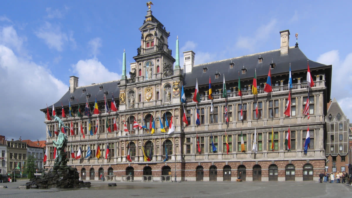 Antwerpen is veel meer dan alleen muziek en theater. Maak van je concerttrip een daguitstap en ontdek de schoonheid van de stad Antwerpen.