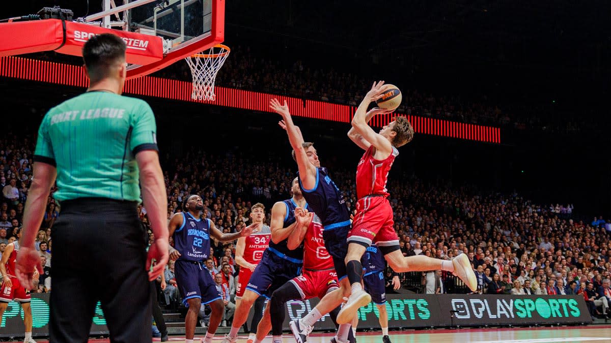 Opnieuw topbasketbal en spektakel tijdens Night of the Giants in het Sportpaleis.