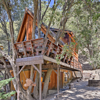 Escape To Treehouses In Ohio Vrbo
