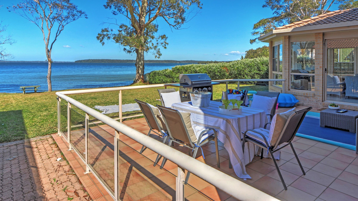 Enjoy a holiday in a quality Huskisson Stayz