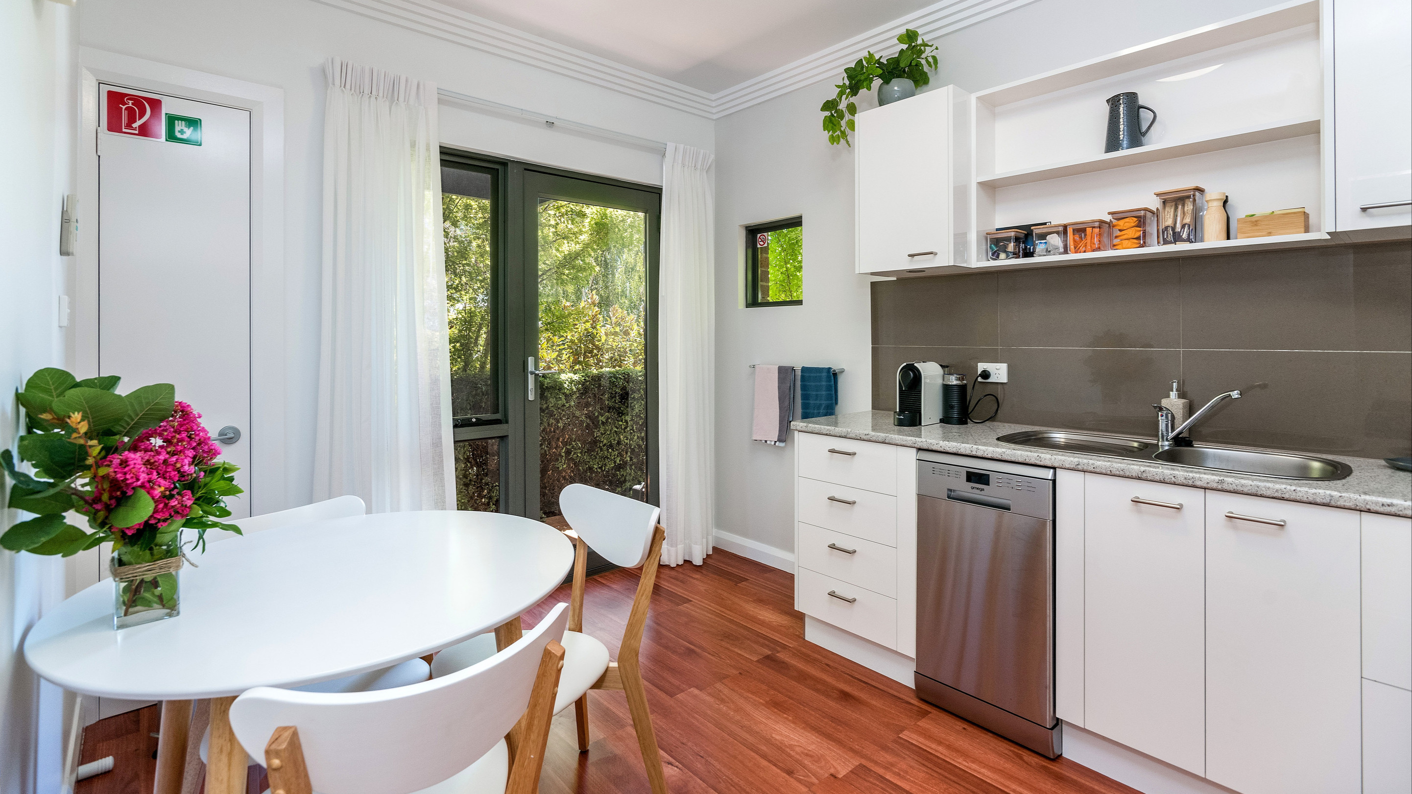 Plan Your Trip With Accommodation In Orange Nsw Cabins Stayz