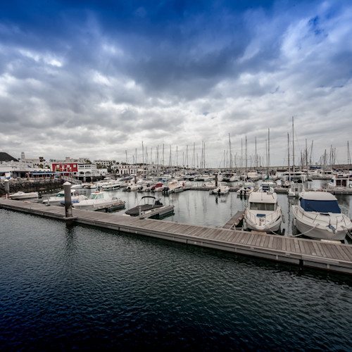 There are plenty of magnificent sights and charming places to visit if you’re looking for villas to rent in Lanzarote