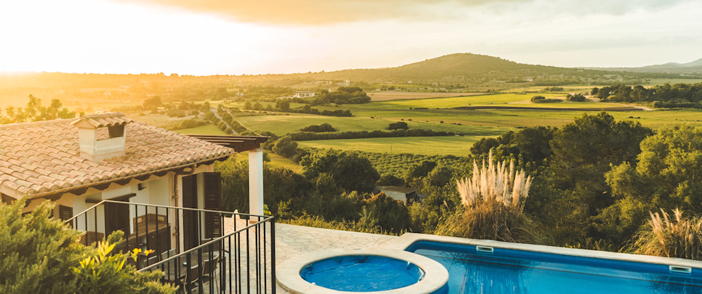 hyra stort hus på mallorca