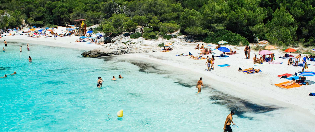 Calas En Menorca Para Ir En Familia Playas Menorca Vrbo Espana