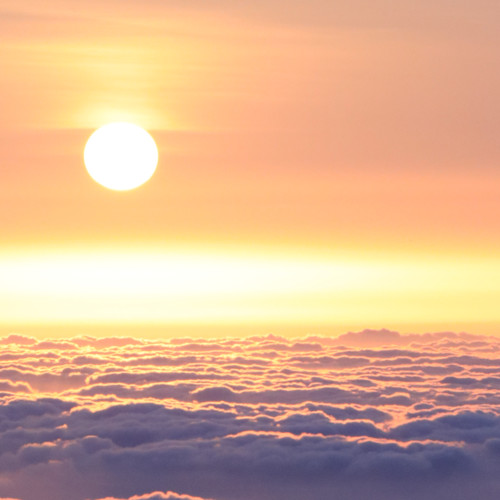 Le soleil vu depuis un avion