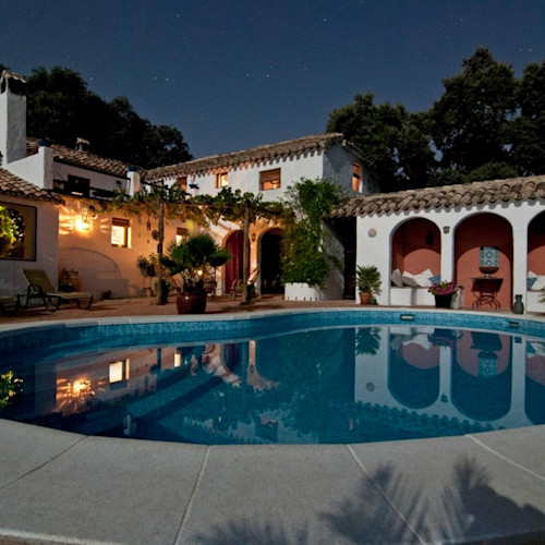 An example of what a private villa might look like