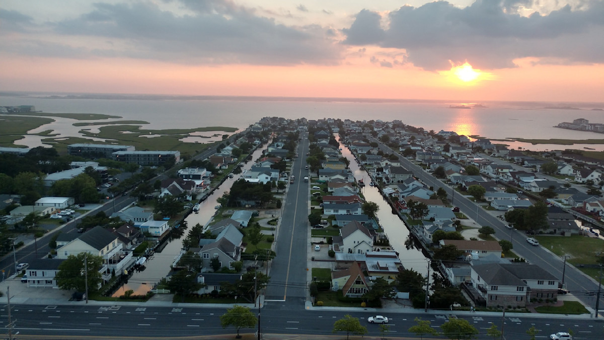 OCMD condo rentals for great beach getaways | Vrbo