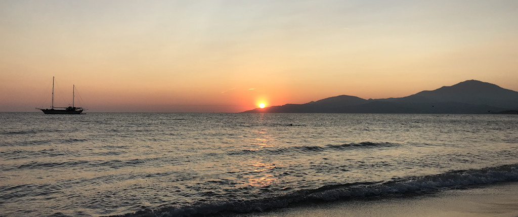 Download Spiagge Cilento Scopri Le Piu Belle Spiagge Dell Cilento Vrbo Free HD Get Wallpaper Spiagge Cilento Scopri Le Piu Belle Spiagge Dell Cilento Vrbo For Android Free