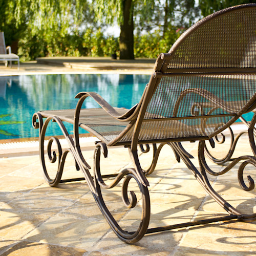 Cheap villas with private pools can be a great choice for groups of friends or a family celebration