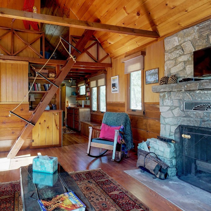 There S Lots To Love About These Idyllwild Cabins Vrbo