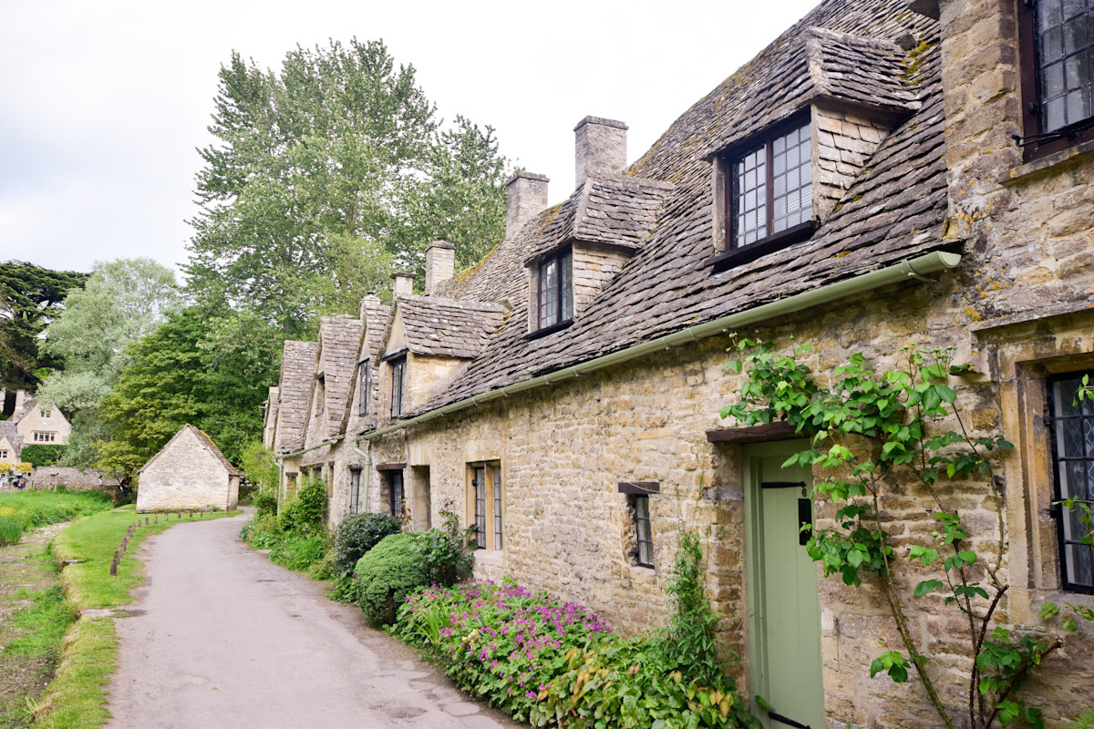 Cotswolds and places to stay Vrbo UK