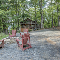 Escape To Treehouses In Ohio Vrbo
