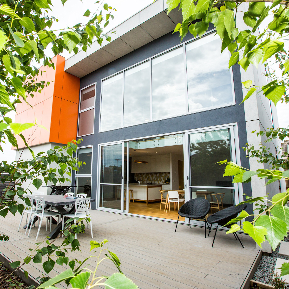 Explore a coastal city with Warrnambool Stayz