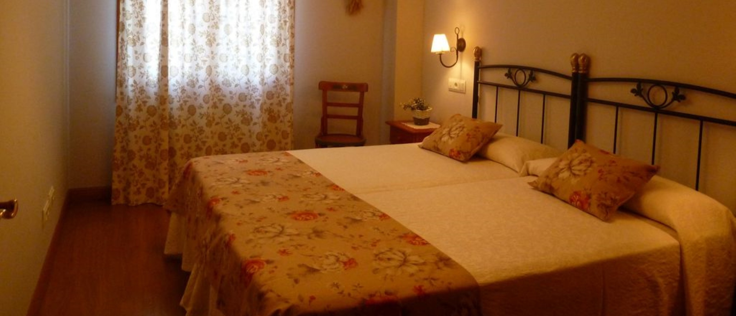 Todo El Encanto De Pamplona Desde Tu Casa Rural Vrbo Espana