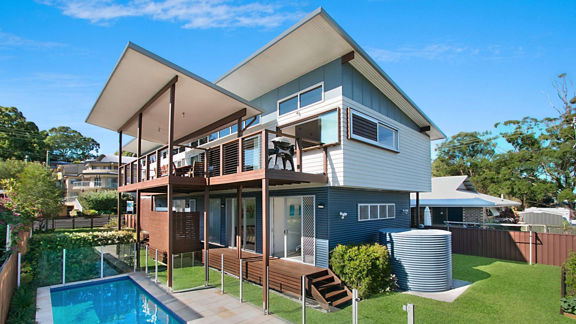 Relax And Enjoy A Beach House Near Coolangatta Stayz