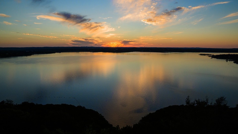 Lake Travis Cabins Are Ideal For Weekend Getaways Vrbo