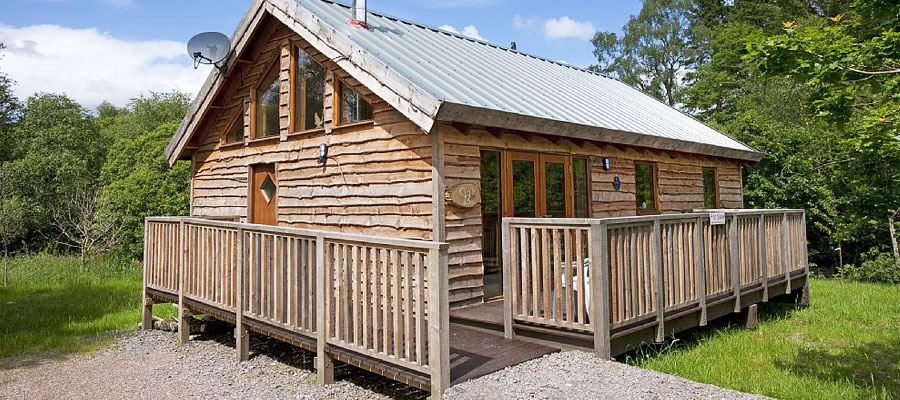 Escape with dog-friendly log cabins 
