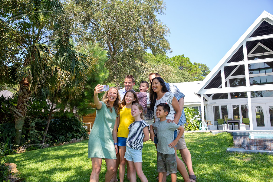 tic tac toy beach house