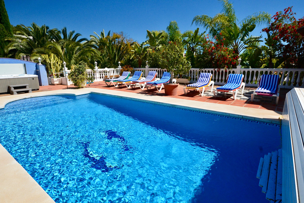 Don't miss these villas to rent in Spain Vrbo UK