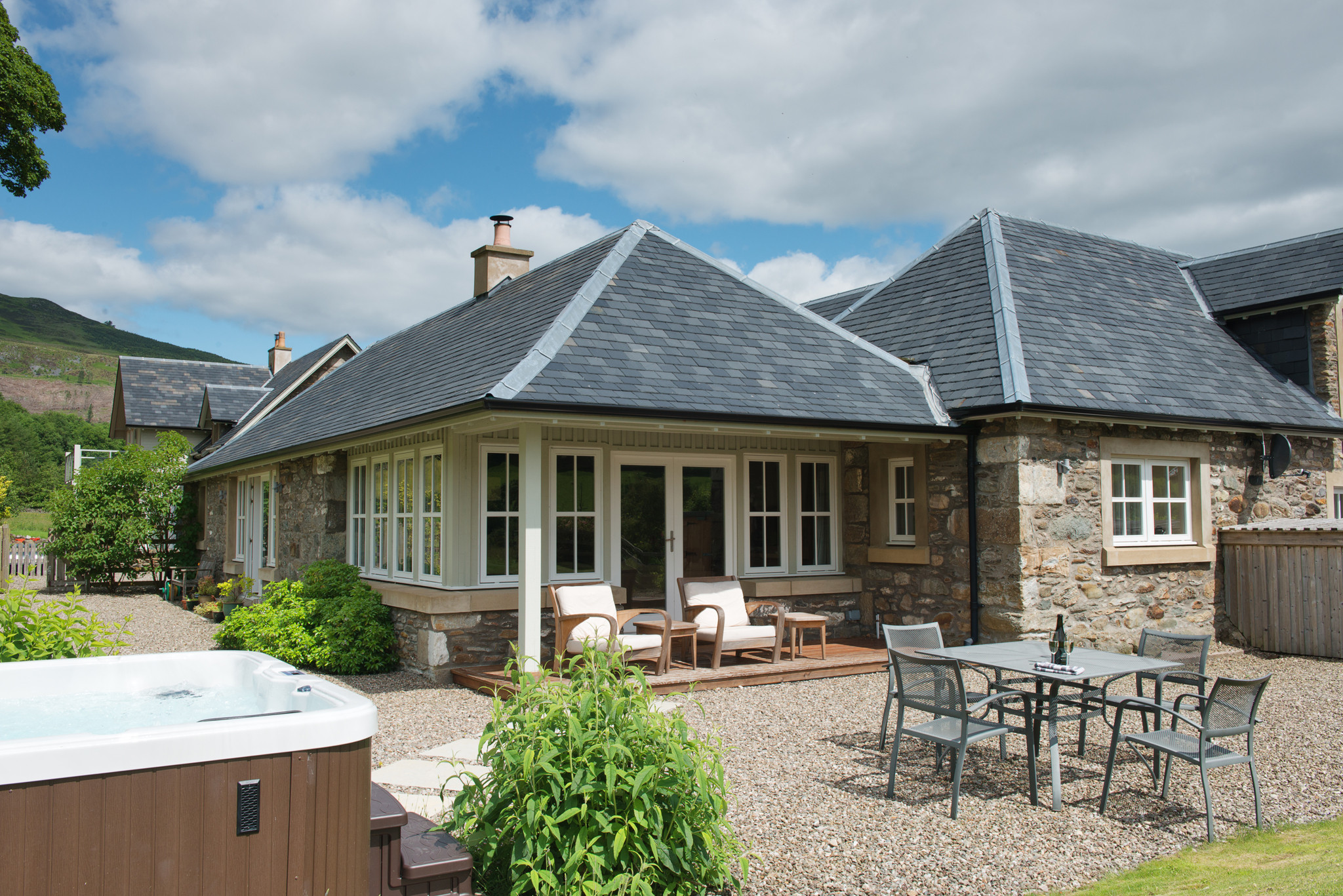 Relax In A Last Minute Lodge With Hot Tub Homeaway