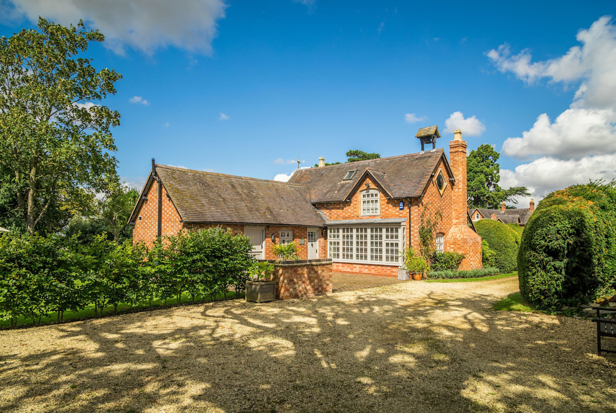 Get ready for summer with these holiday rental tips from Vrbo Vrbo UK