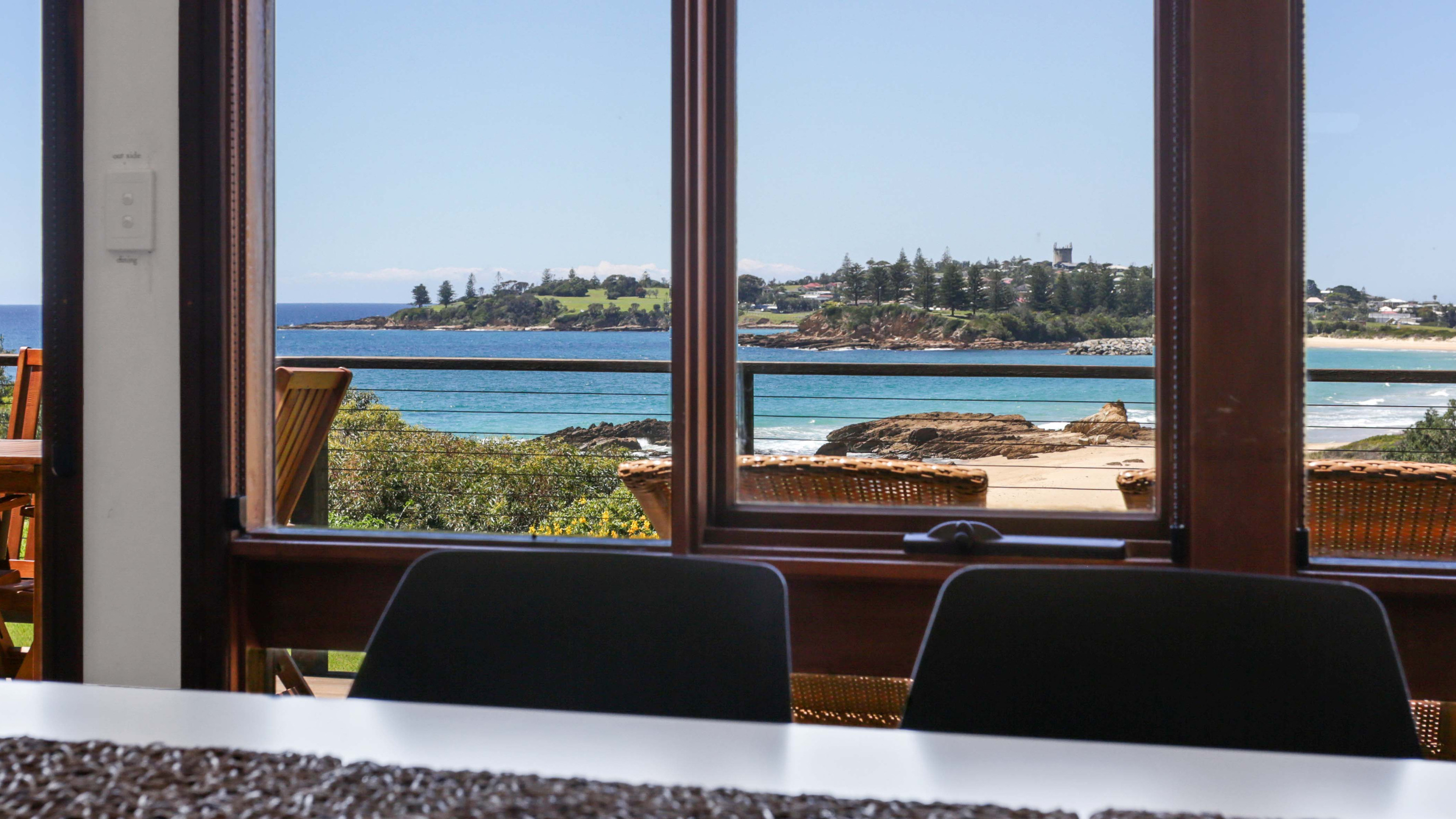 Enjoy Beach Cabins In Merimbula And Across Australia Stayz