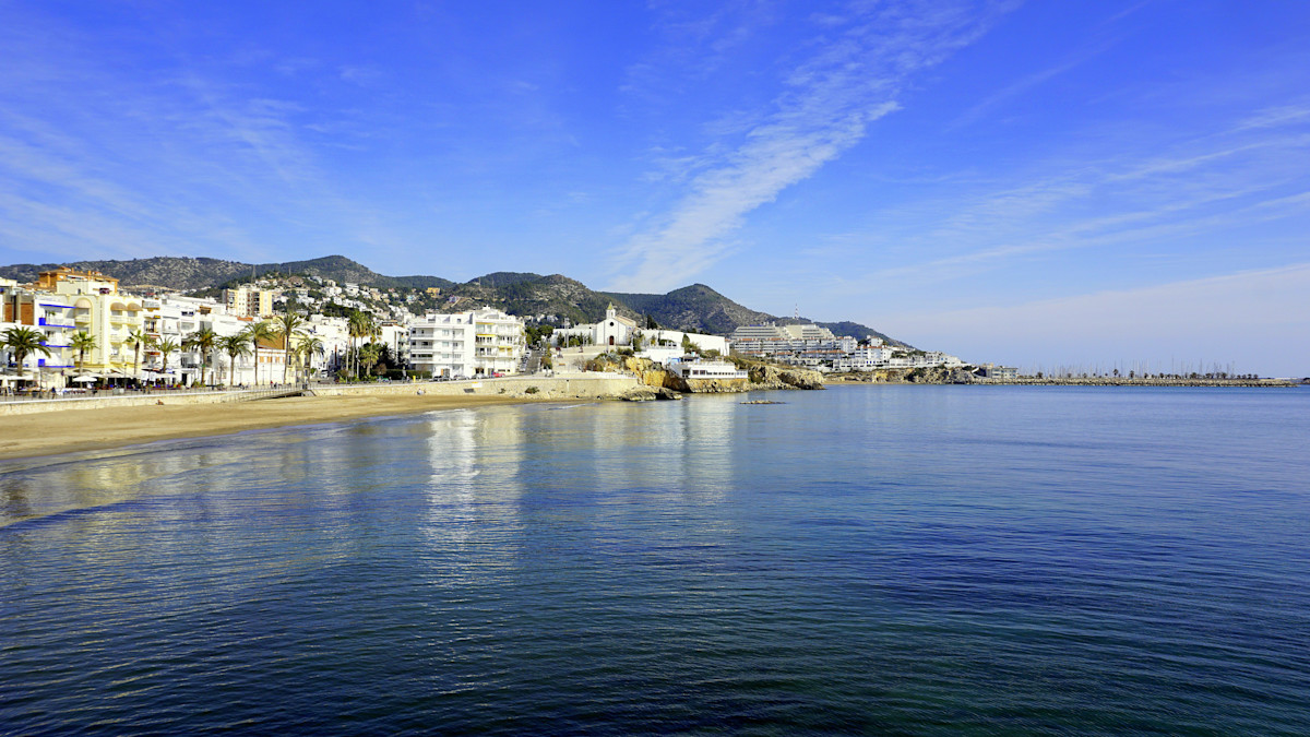 Best beach holidays in Europe in autumn/winter HomeAway