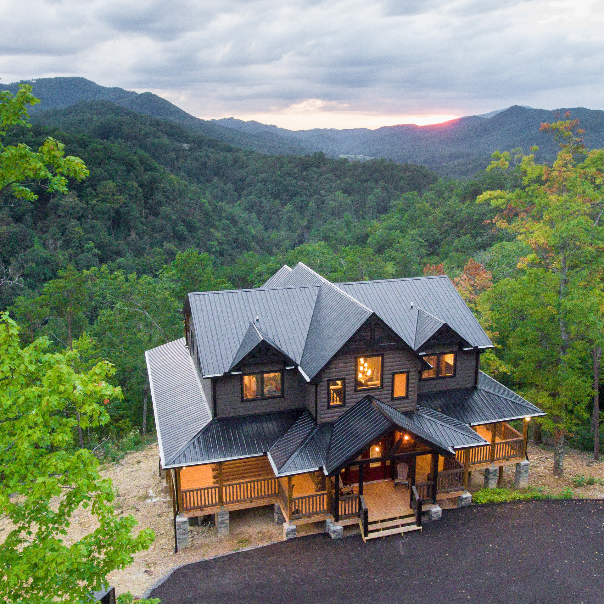 Great Gatlinburg Cabin Rentals For Every Trip Vrbo