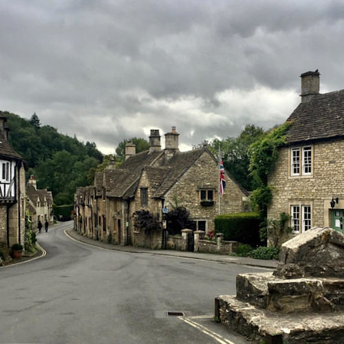 Independent cottages in a quaint village