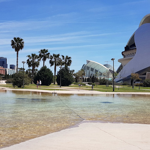 Enjoy the summer with a relaxing city break