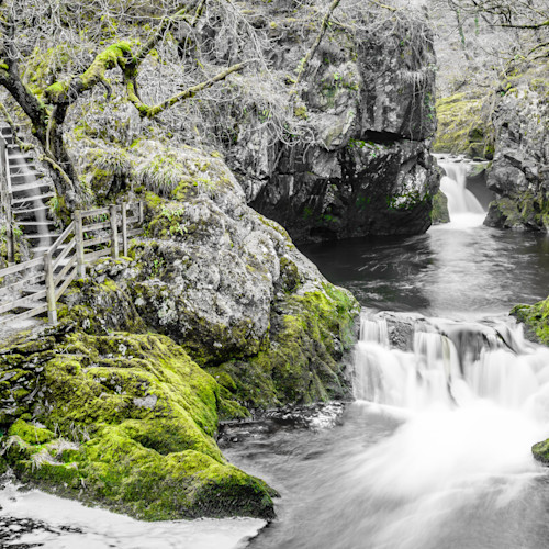 Yorkshire Dales cottages make the perfect base for exploring the waterfalls and limestone cliffs in the area