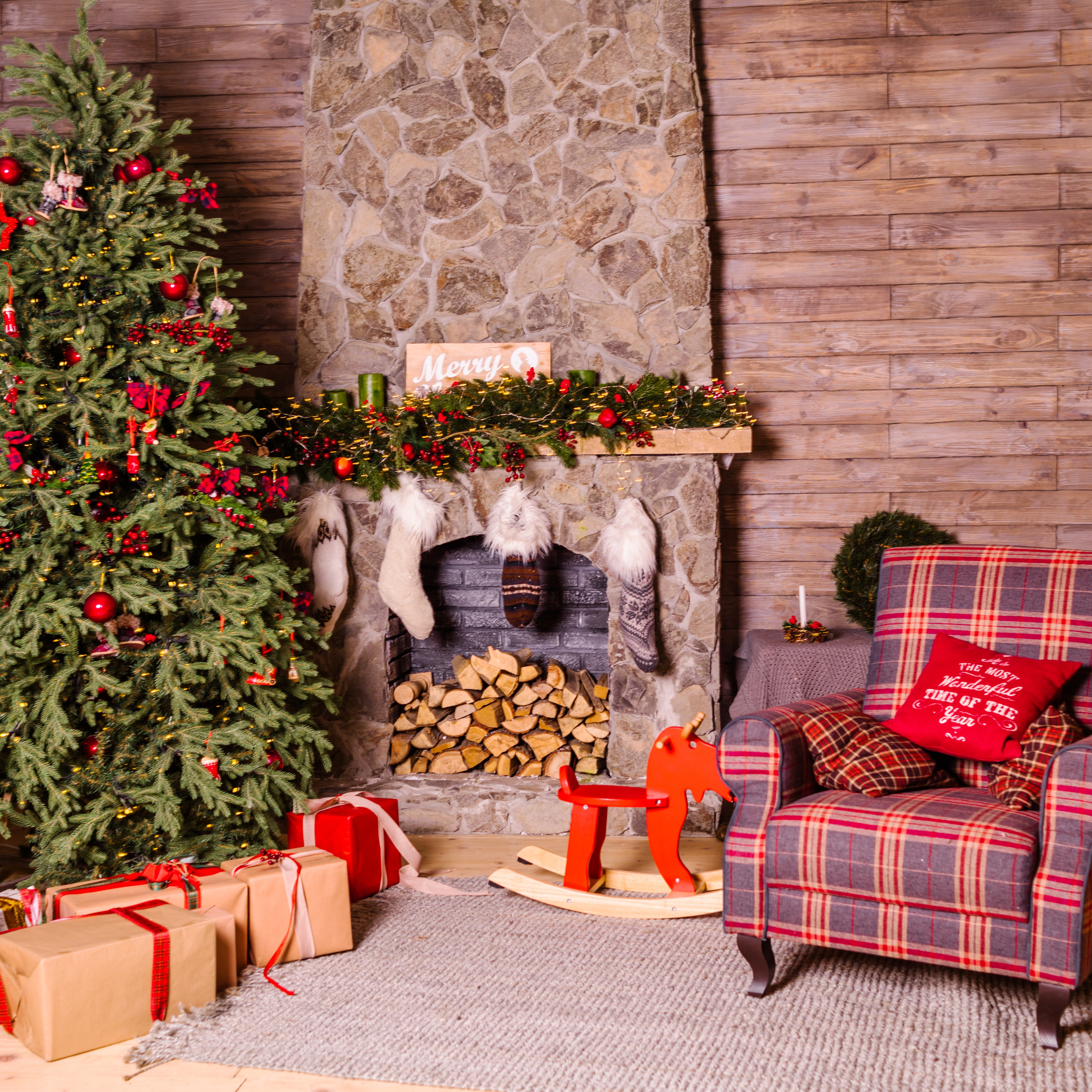 Vacation Rentals For Christmas 2022 All About Christmas Lodges | Vrbo
