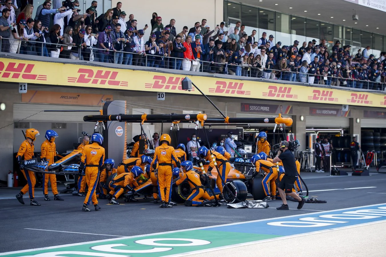 Latest-news - Mclarenracing - Article - Question-time