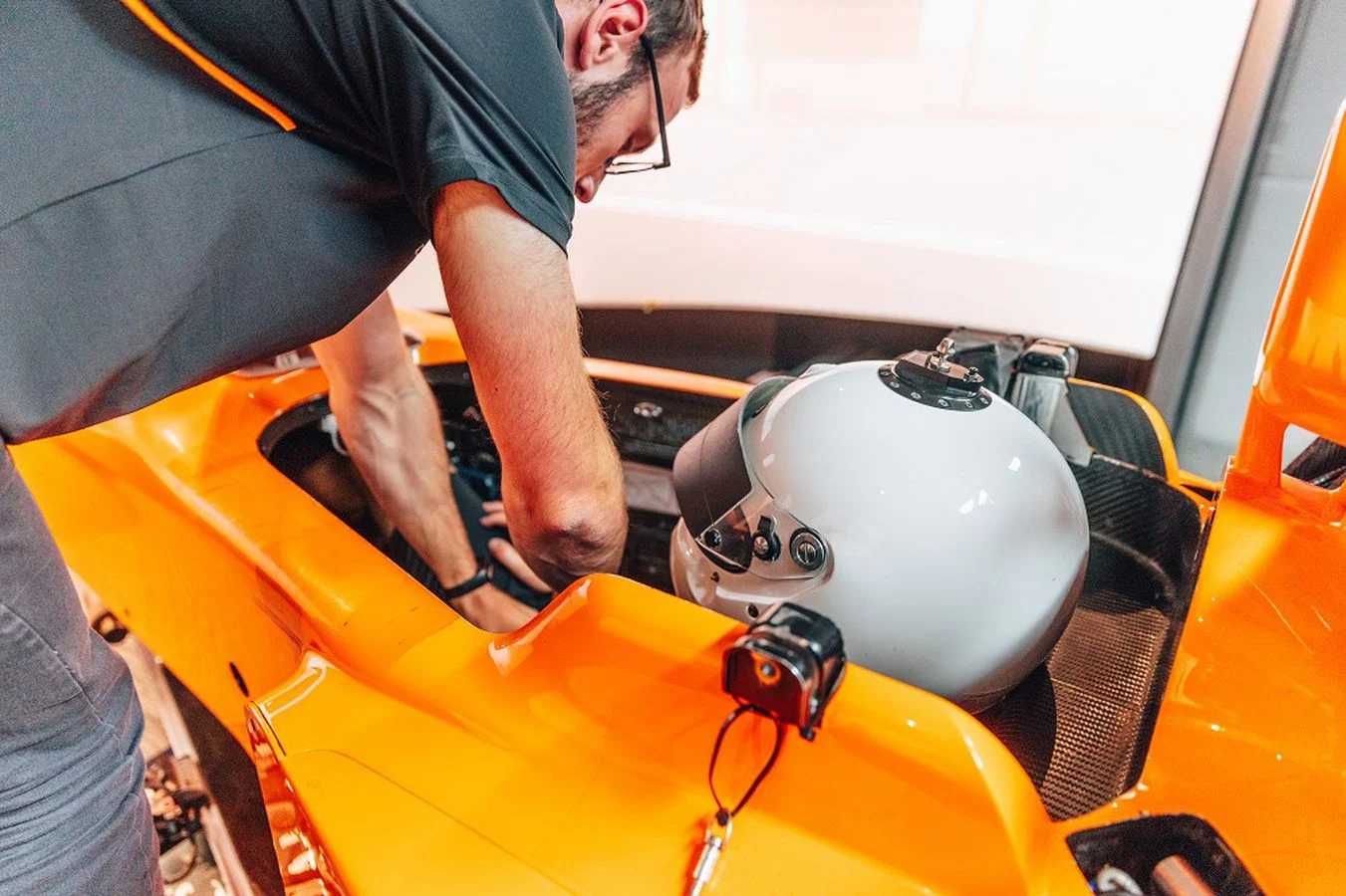 Latest-news - Mclarenracing - Article - Secrets-formula-1-simulator -   - 1