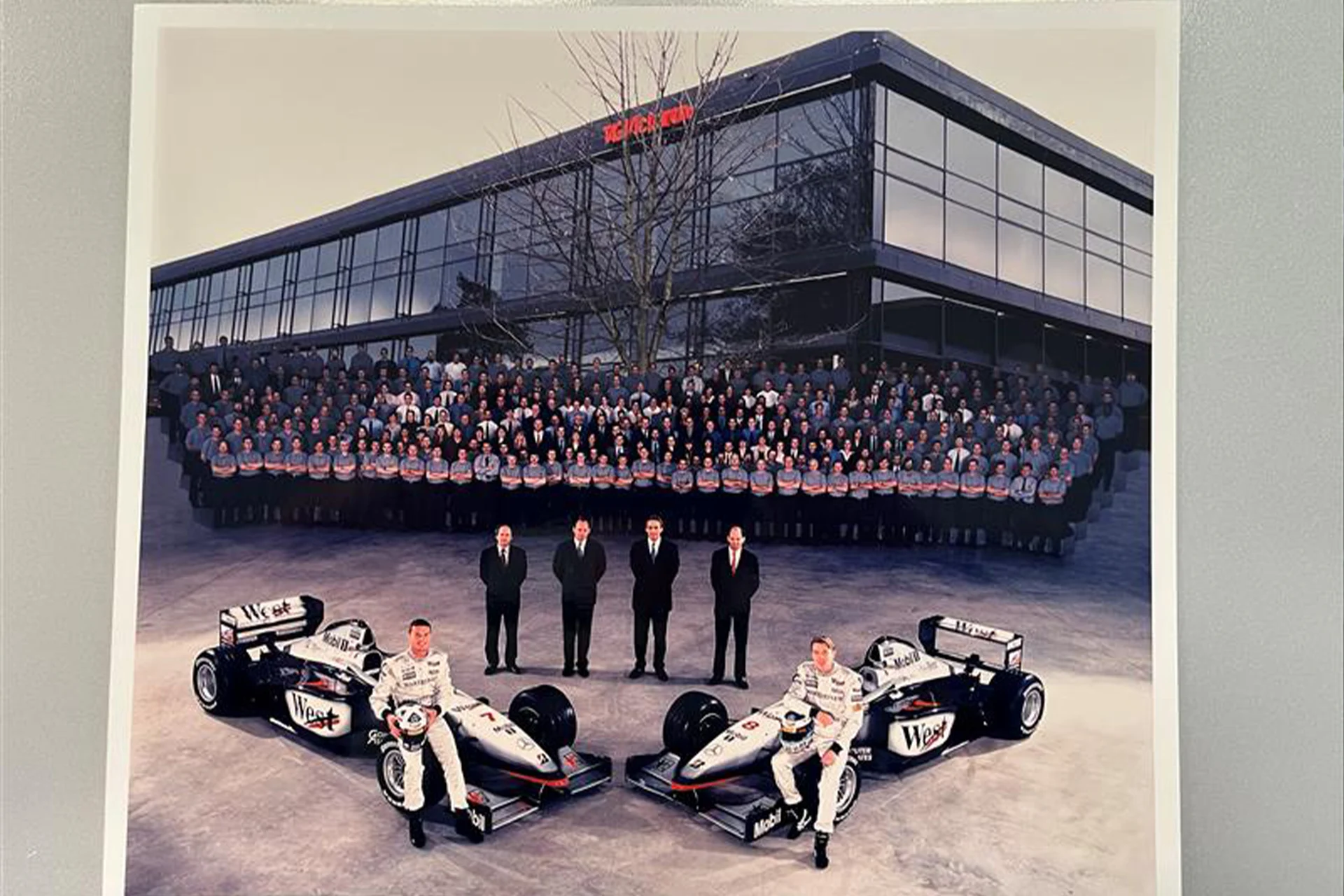 Formula-1 - 2025 - Meet-those-who-celebrated-mclarens-two-most-recent-title-wins - Diving into the 1998 archives - 0