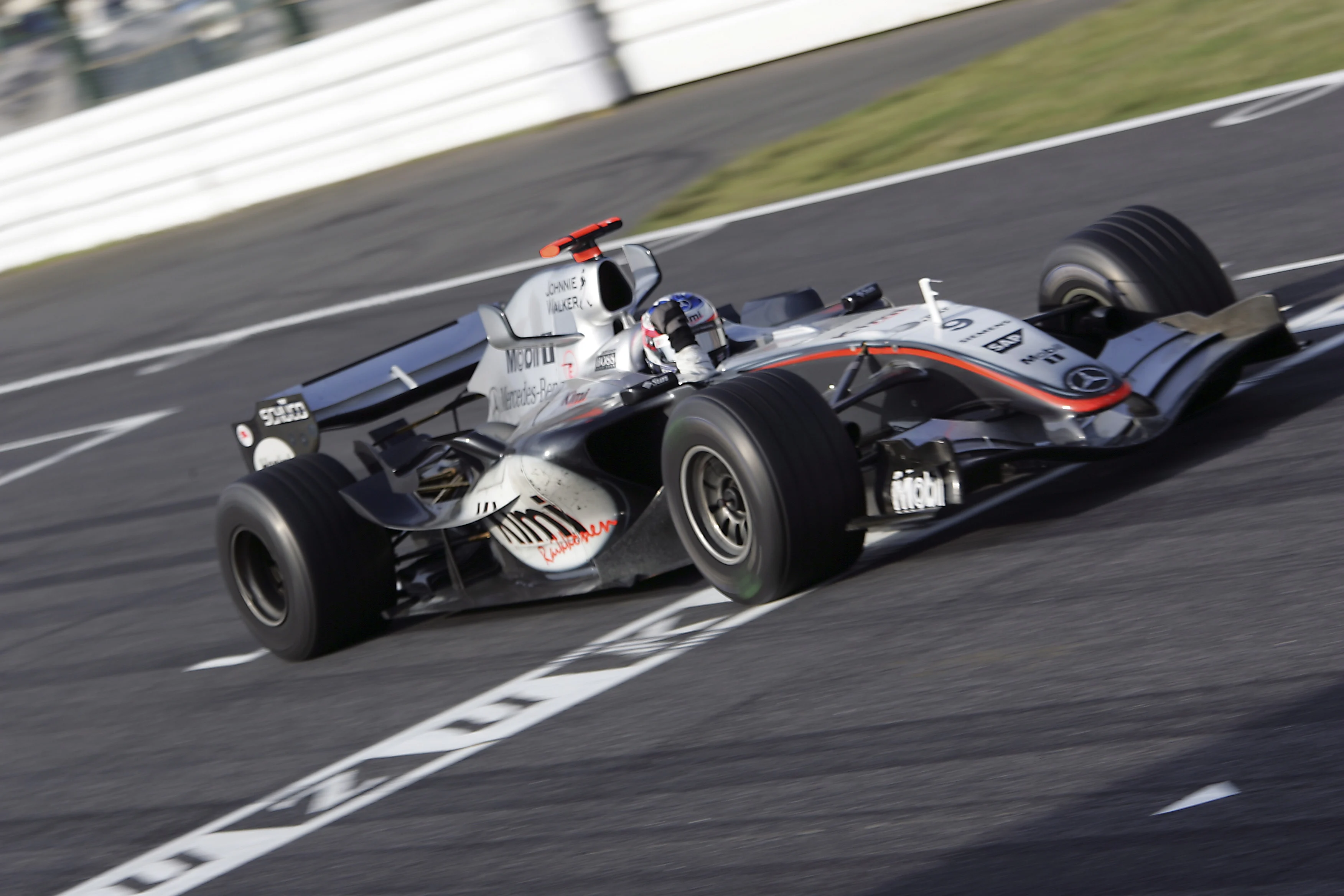 Image - Heritage - Formula 1 - McLaren’s nine most legendary laps - Lap 44, 2005 Japanese Grand Prix - Kimi Räikkönen