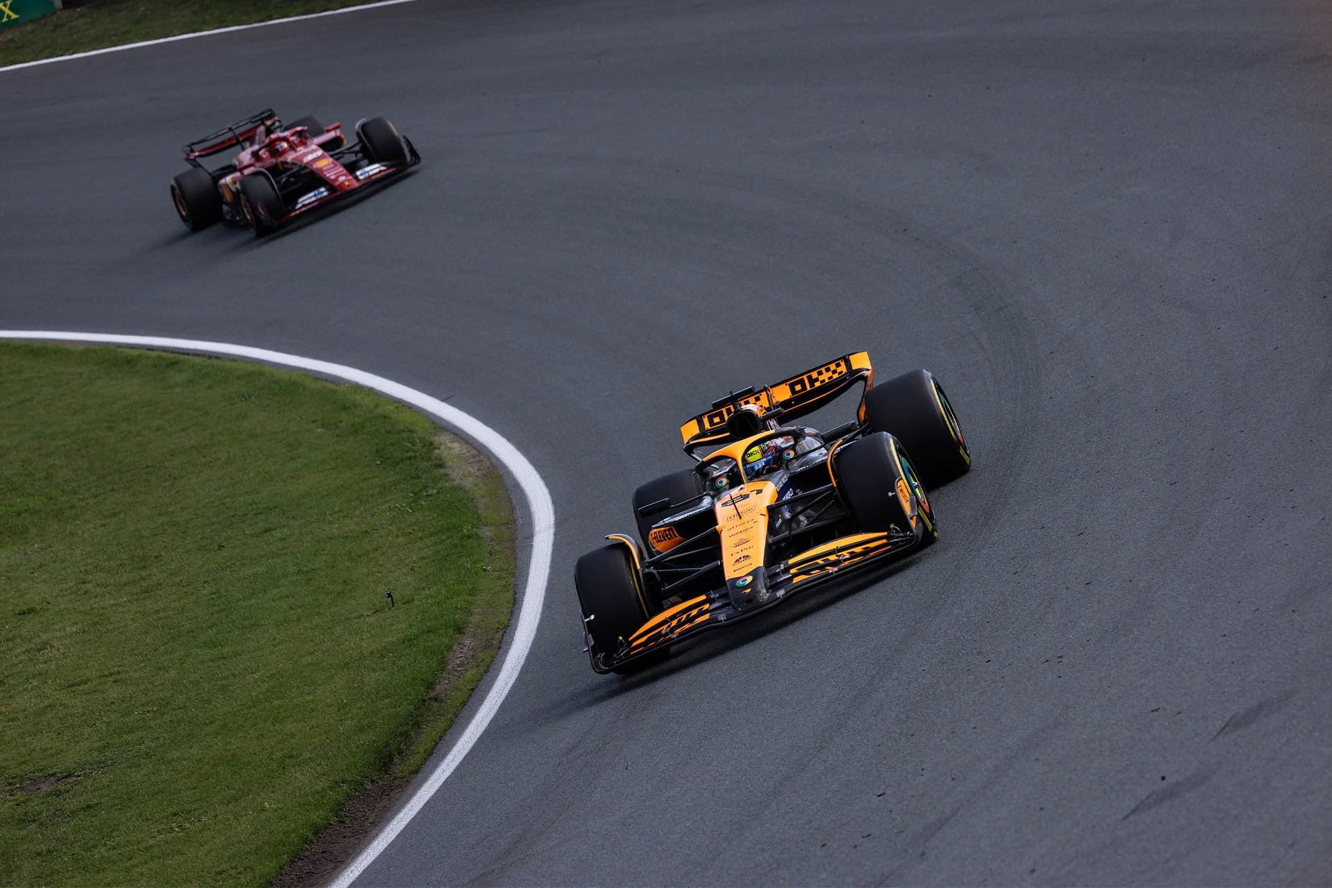 Formula-1 - 2026 - Dutch-grand-prix - Battling the banking 🧗  - 1