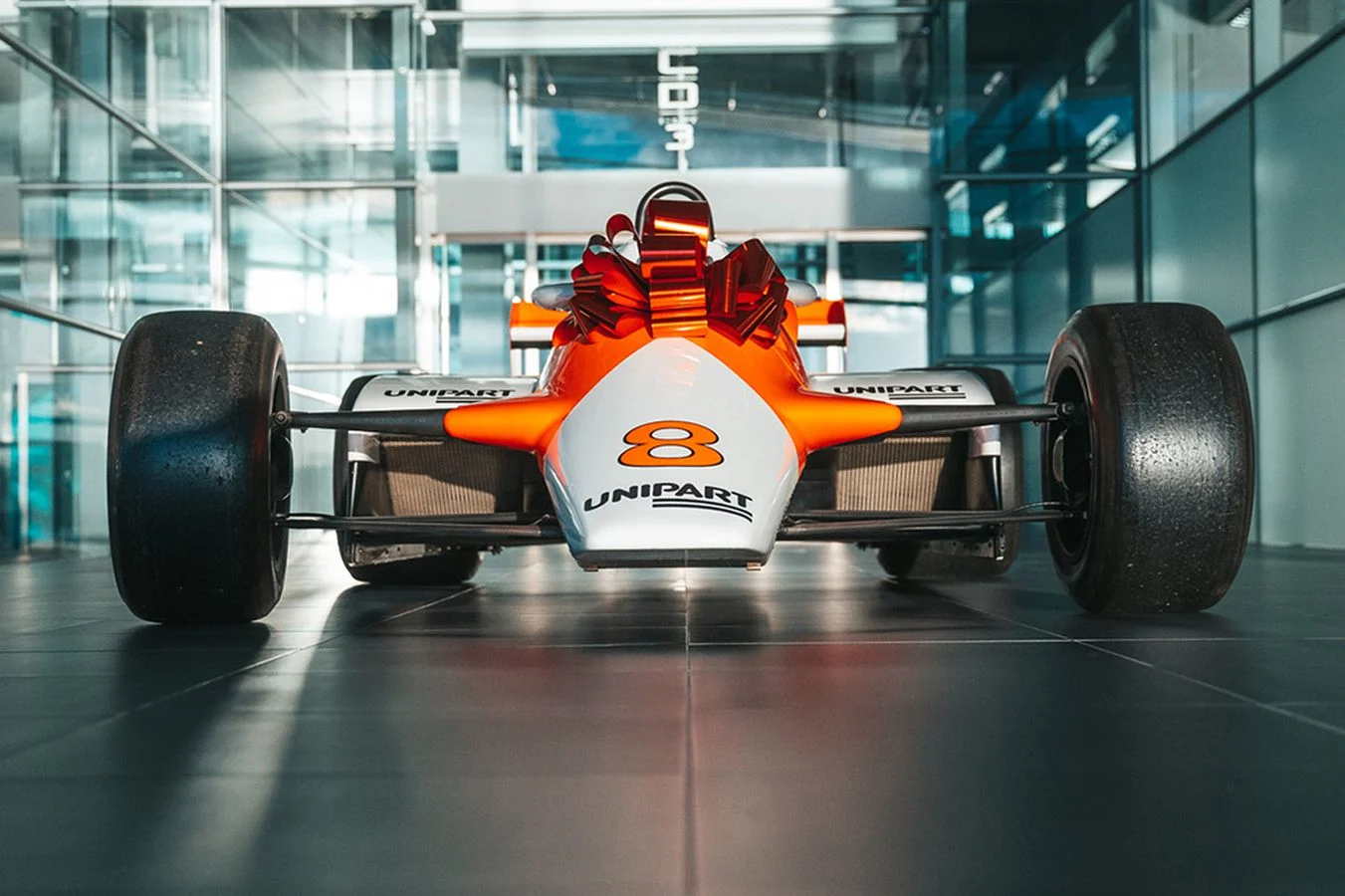 Latest-news - Mclarenracing - Article - Very-mclaren-christmas
