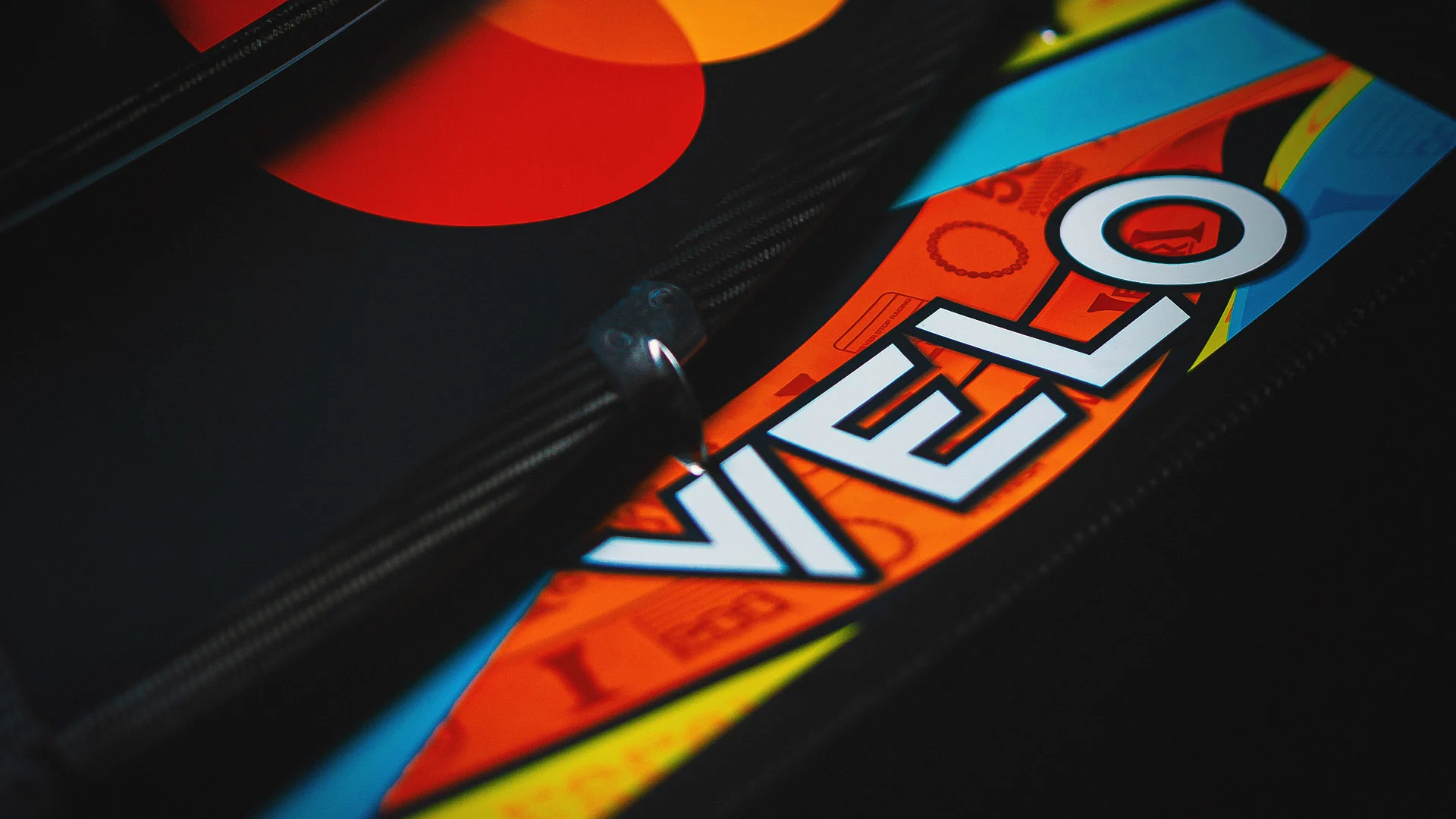 Formula-1 - 2025 - Abu-dhabi-grand-prix - Mclaren-formula-1-team-velo-reveal-fan-inspired-livery - Live Your Fandom Abu Dhabi Grand Prix Livery - 5