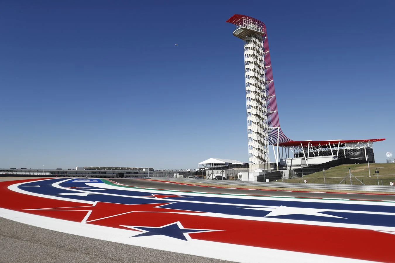 Formula-1 - 2022 - United-states-grand-prix - Engineering-room