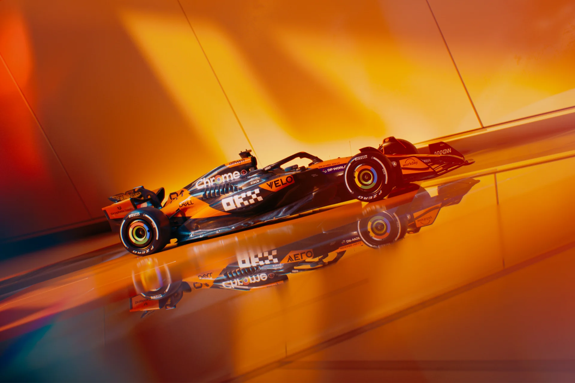 Formula-1 - 2025 - Mcl39-launch