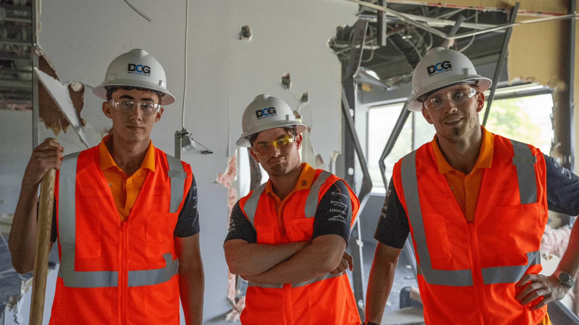 Indycar - 2025 - Arrow-mclaren-takes-ownership-of-larger-facility-in-indianapolis-to-support-indycar-growth-relocation-set-for-january-2026 - Hard at Work at the New Facility - 2