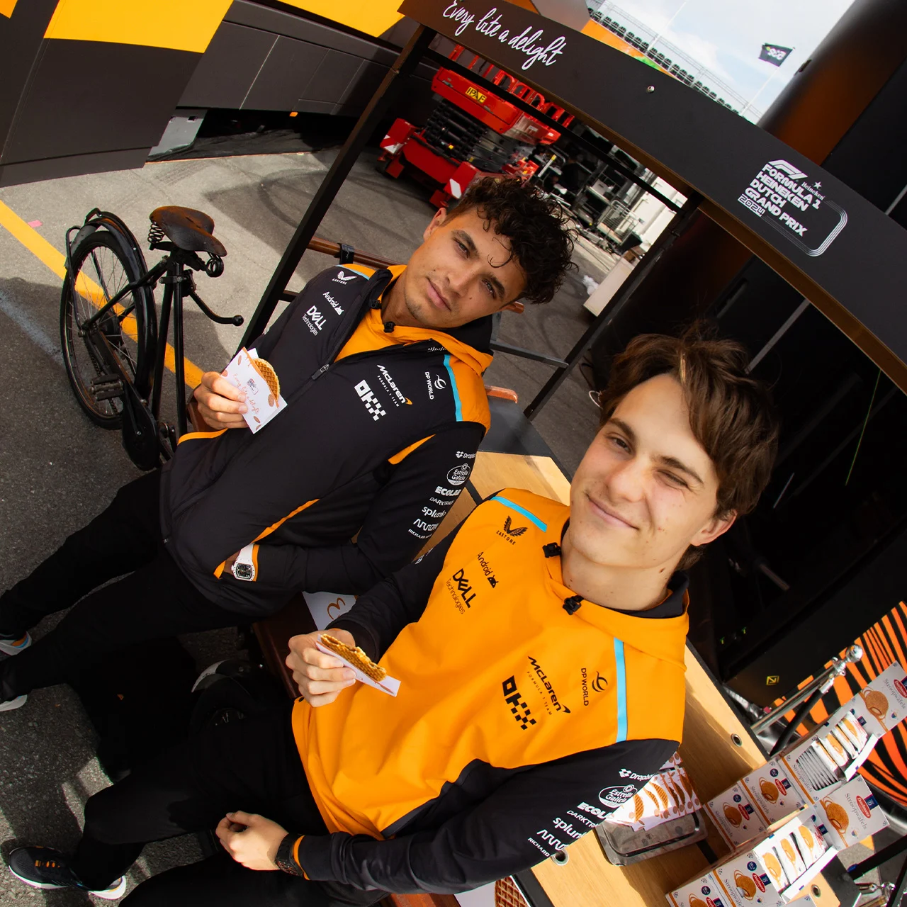 Video Poster - Formula 1 2024 - Lando & Oscar's summer break 