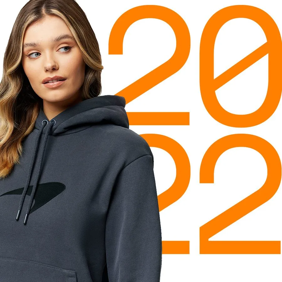 Team - Essentials-range-store-2022 - Bare necessities The essential new McLaren merch for the 2022 F1 season - 1