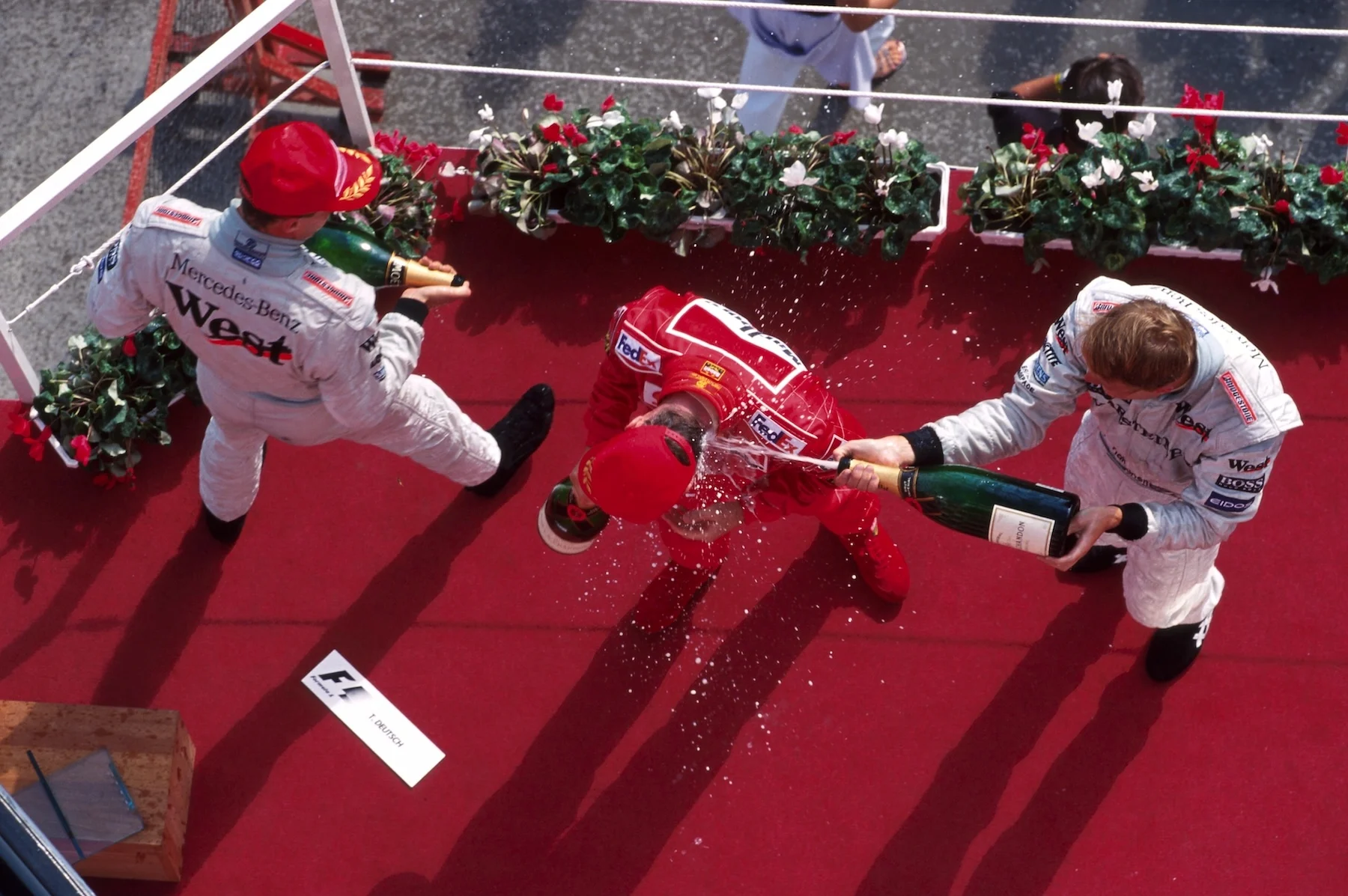 Heritage - Formula-1 - Drivers - Mika-hakkinen - Hakkinen-and-coulthard-take-a-glorious-one-two-in-hungary
